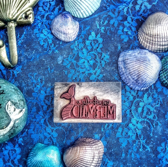 4 piece Mermaid bundle,& Real hand painted sea shells are included too! - Picture 11 of 12